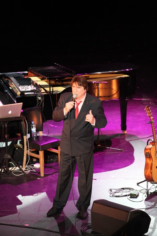 Bernard Sauvat Au Casino Du Liban